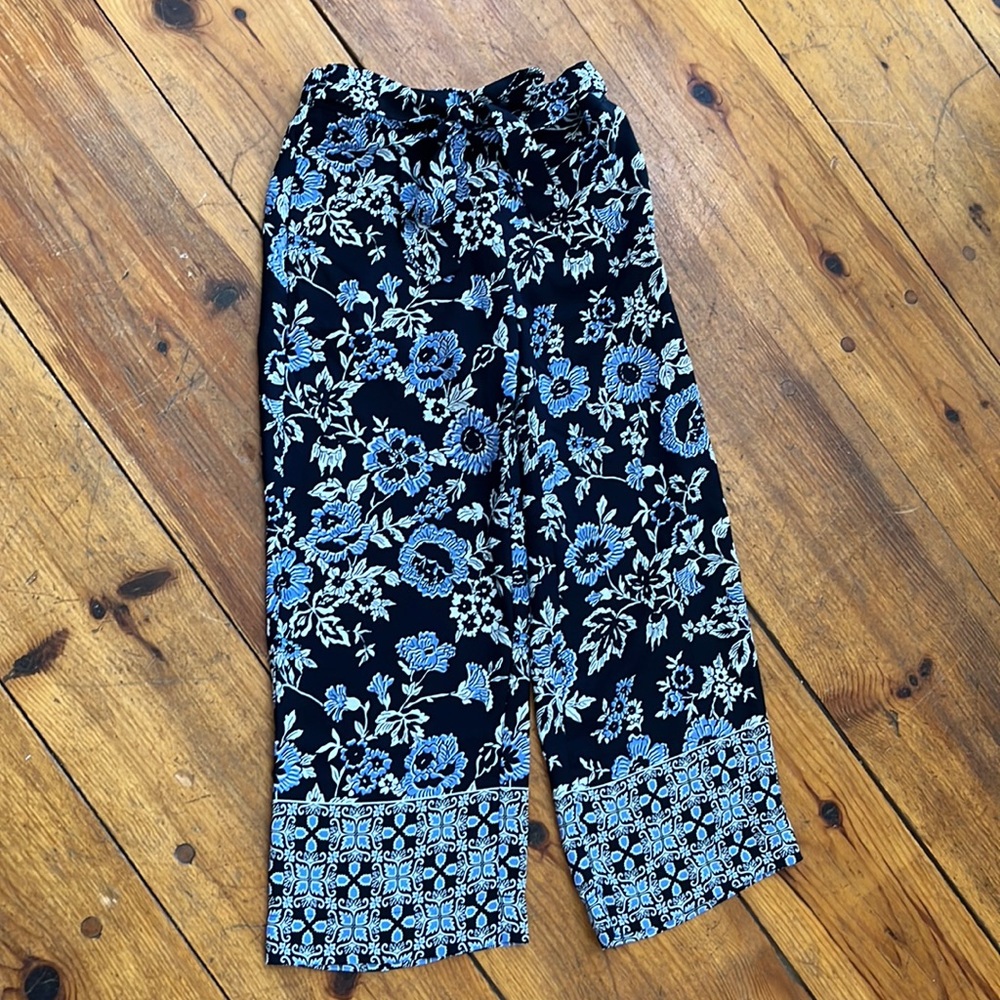 Floral Print Wide Leg Cropped Pant